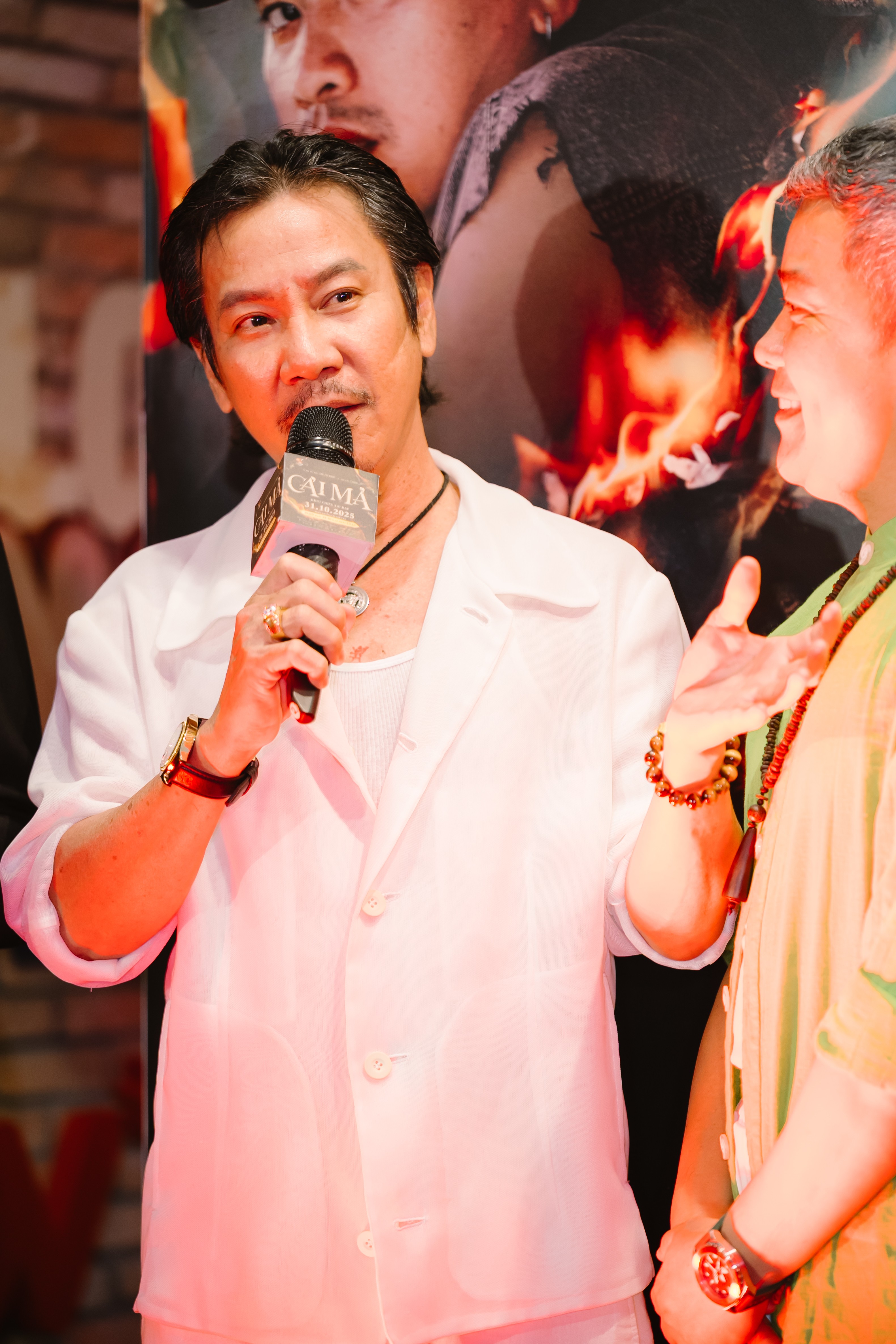 'Cải mả' gieo ám ảnh cho người xem sau suất chiếu đầu tiên