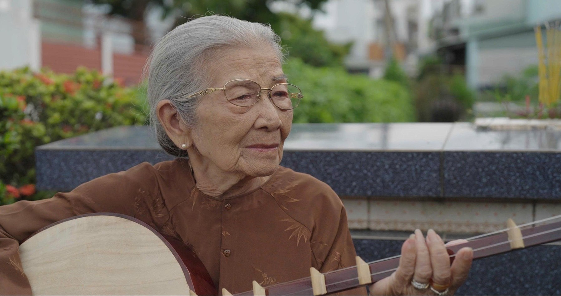 NSƯT Phi Điểu và nghệ sĩ Việt Anh: Miệt mài đóng phim, truyền lửa nghề cho thế hệ trẻ