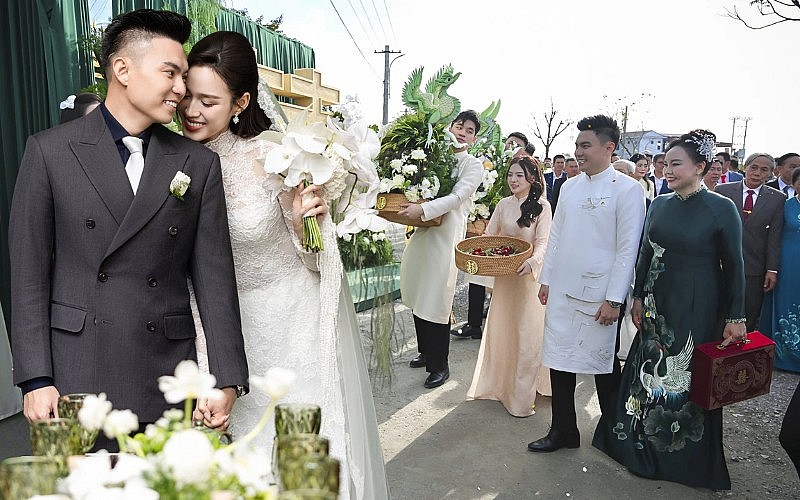 Top 10 Mr World Vietnam 2024 'chạy show' để làm MC đám cưới cho chính Giám khảo Đỗ Thị Hà