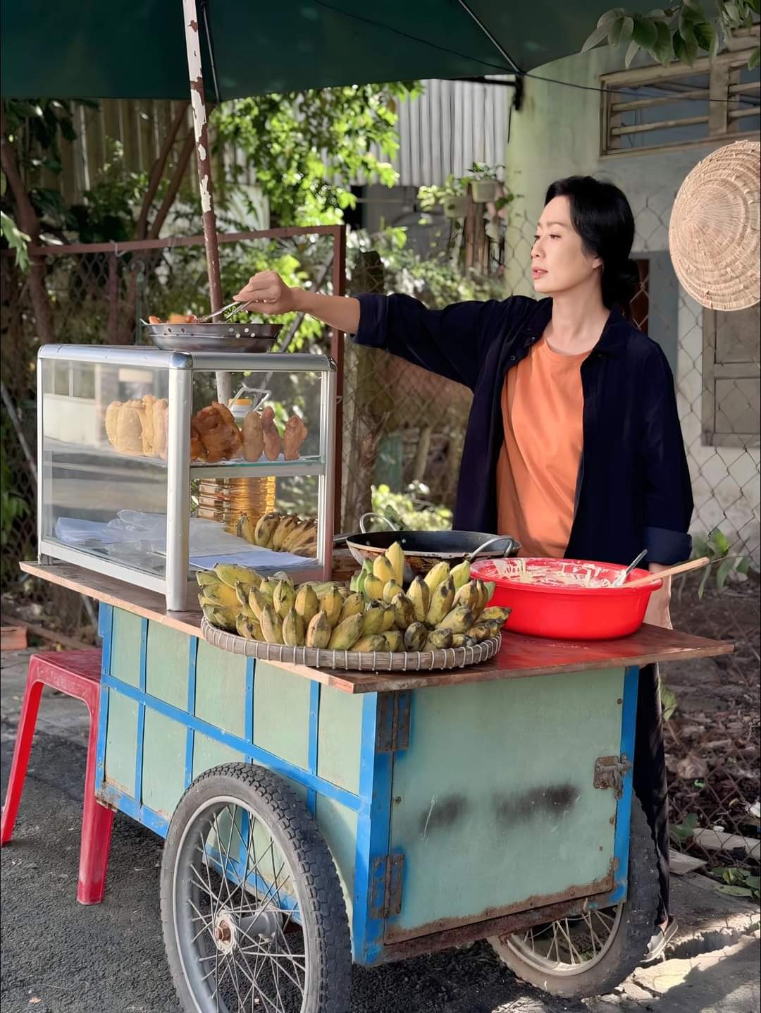 NSND Trịnh Kim Chi ra mắt cùng lúc hai vai diễn trong đầu tháng 11