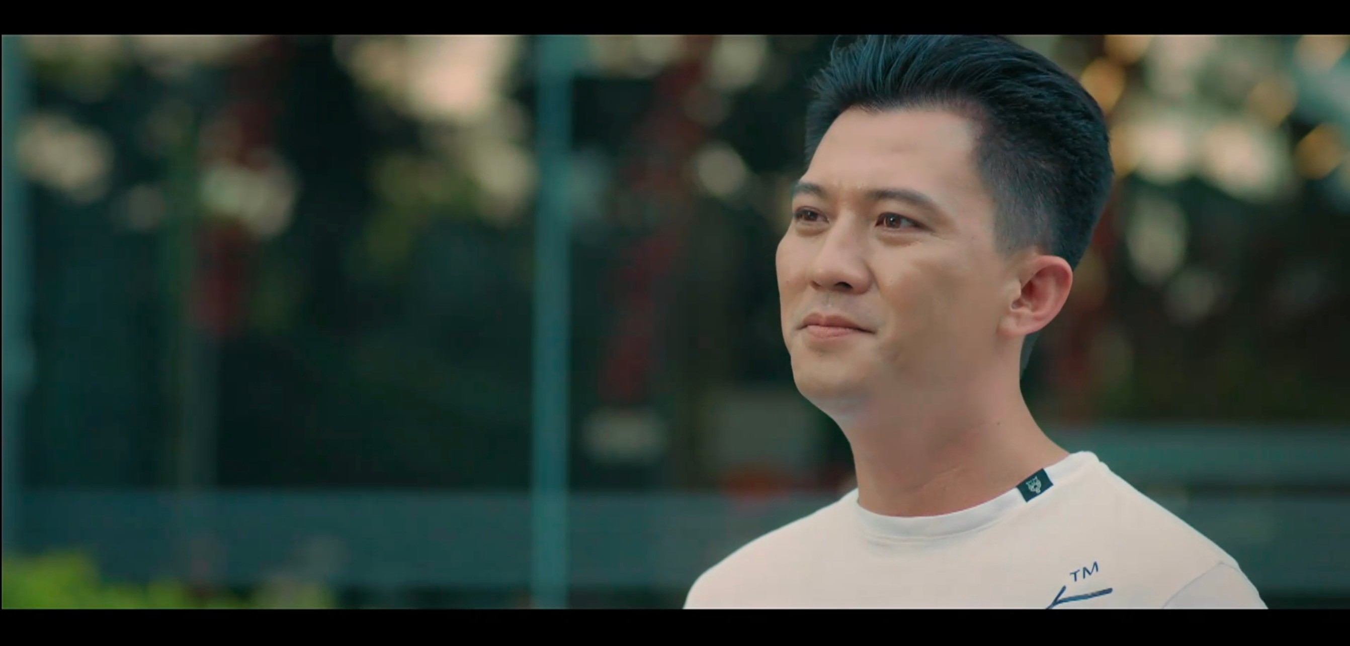 Sức hút 'tổng tài' của Hà Việt Dũng trong 'Cách em 1 milimet'