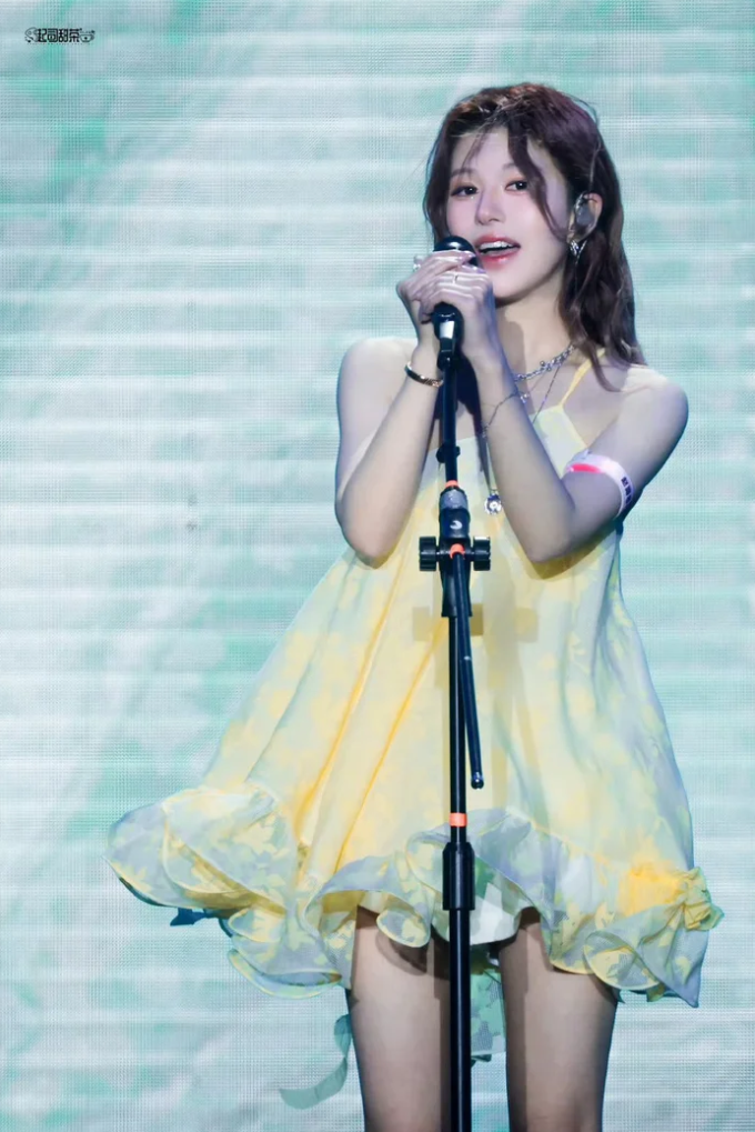 Từng bị chê bai giọng hát, Triệu Lộ Tư khiến nhiều người 'quay xe'