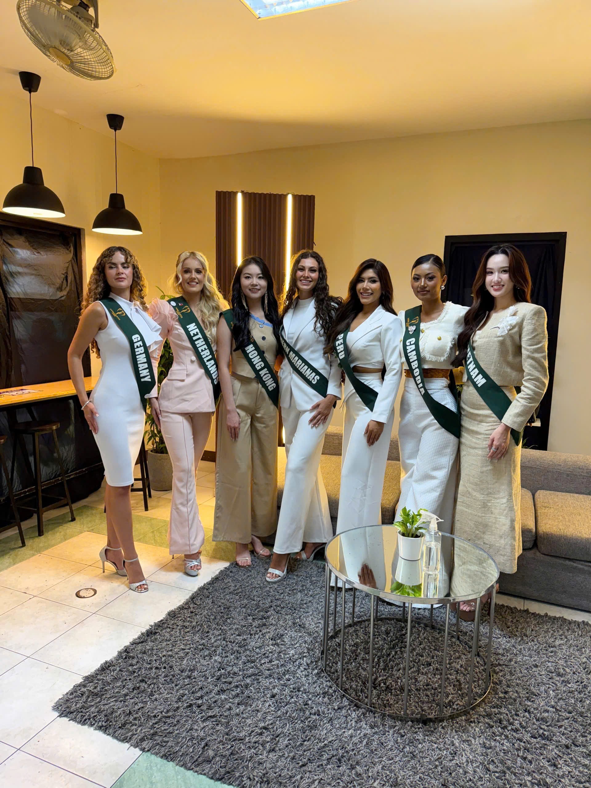 Sau 10 ngày thi 'Miss Earth 2025', Trịnh Mỹ Anh khẳng định phong độ ổn định