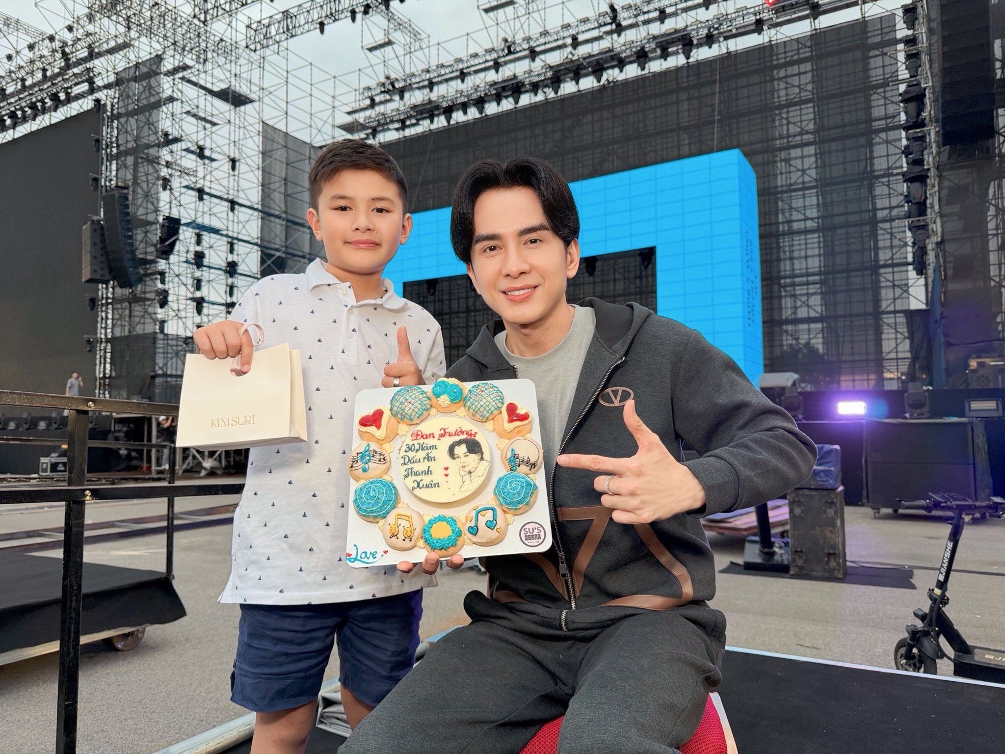 Đan Trường 'đánh úp' fan bằng sản phẩm mới trước thềm live concert kỷ niệm 30 năm