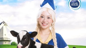 Phản ứng trái ngược của khán giả khi các ‘Em Xinh’ hóa trang Halloween