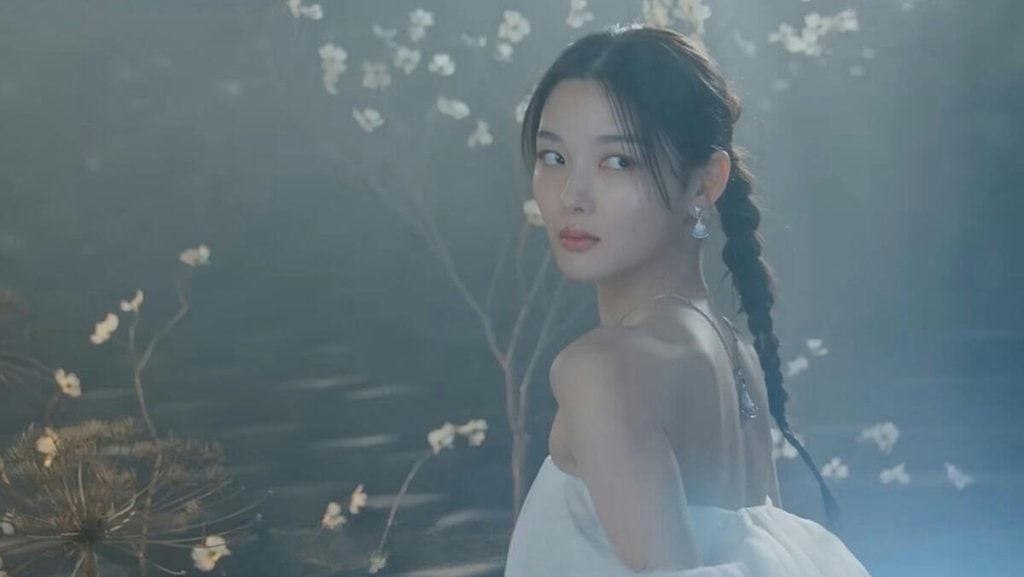 Sự thật về bộ phim 19+ của Kim Yoo Jung