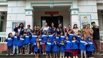 'Mái nhà hy vọng' mang yêu thương đến bà con vùng cao Lào Cai