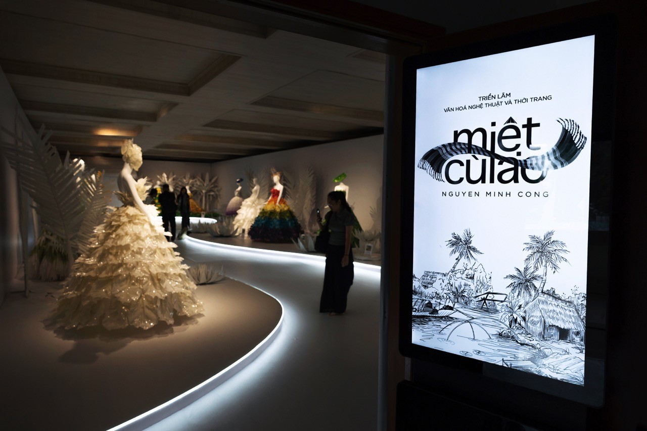 Nguyễn Minh Công và 'Miệt Cù Lao': Từ thảm đỏ hoành tráng đến triển lãm thu hút 10.000 lượt khách