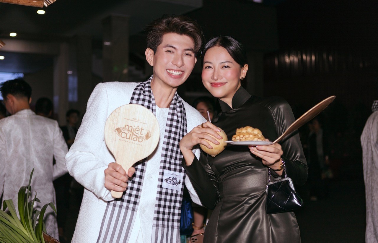 Nguyễn Minh Công và 'Miệt Cù Lao': Từ thảm đỏ hoành tráng đến triển lãm thu hút 10.000 lượt khách