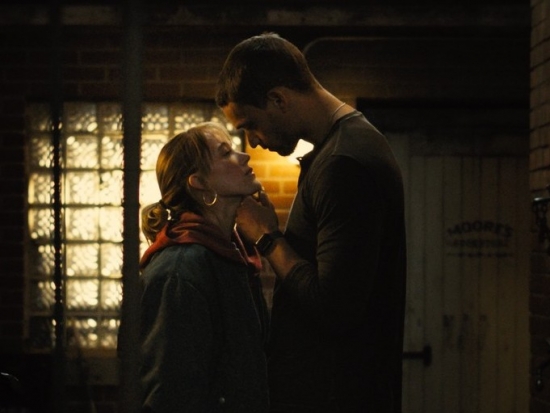 'Hồi ức vụn vỡ': Hành trình chữa lành đầy xúc động được chuyển thể từ tác phẩm của Colleen Hoover