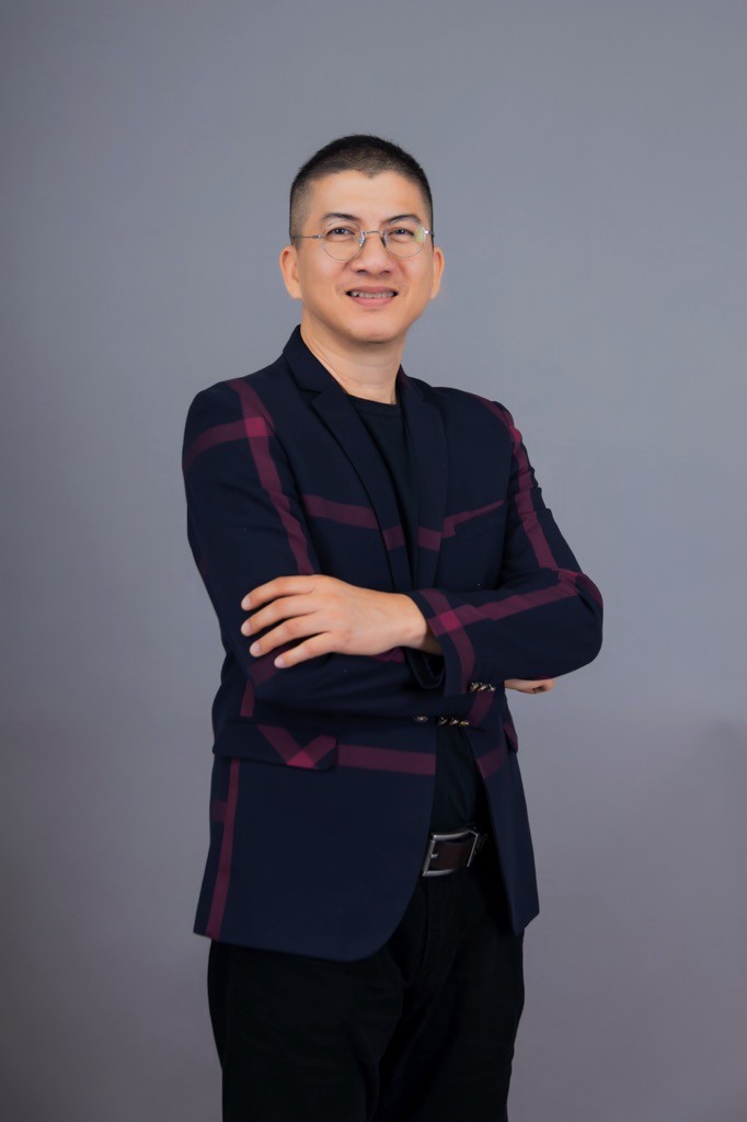 Nhạc sĩ Hoài An ấp ủ 25 năm mới phát hành album, thể hiện tấm lòng yêu nước