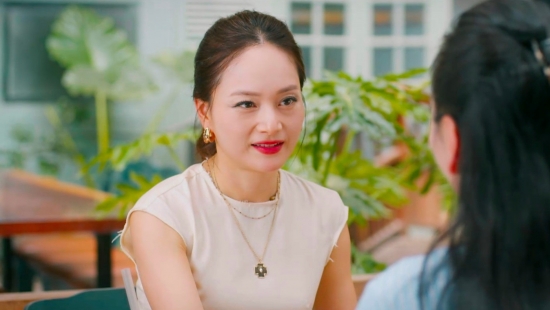 'Gió ngang khoảng trời xanh' nóng lại nhờ Lan Phương: Nữ diễn viên bị 'ghét lây' vì vai diễn