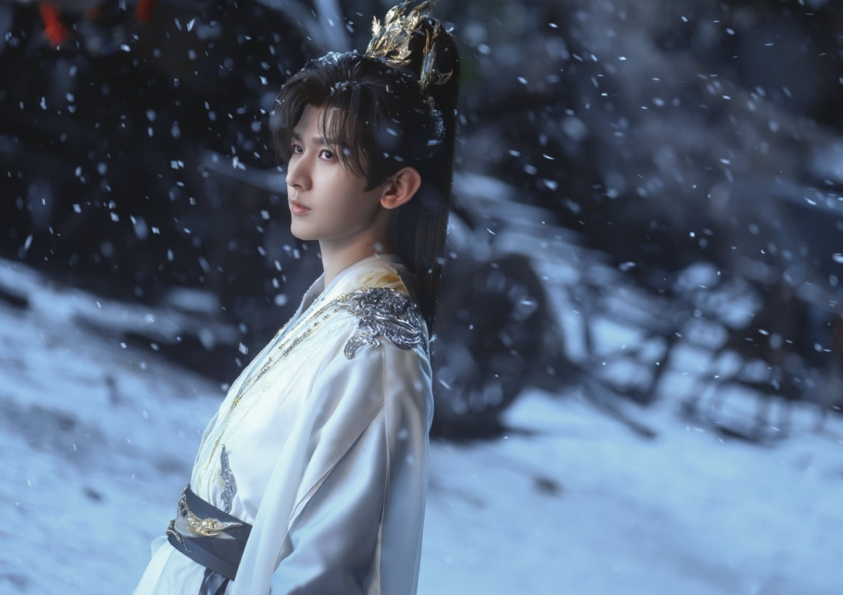 'Hạnh Phúc đến Vạn Gia' của Triệu Lệ Dĩnh đã đánh bại 'Mộng Hoa Lục' của Lưu Diệc Phi thế nào?