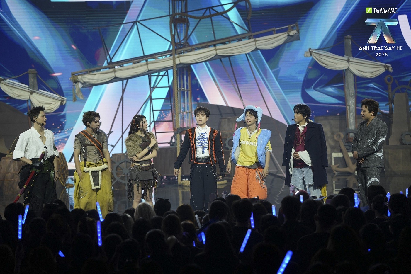 'Anh trai 'Say Hi' 2025' tập 8: Đội trưởng Anh trai Hustlang Robber mang đến ca khúc ý nghĩa dành cho những người ngư dân, thủy thủ