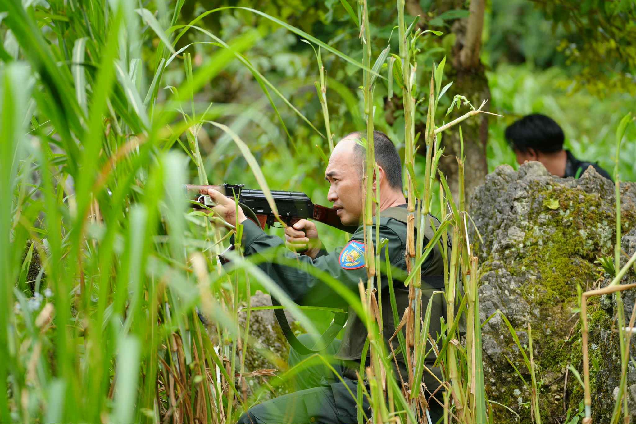 Nghệ sĩ Tiến Luật kể kỷ niệm khó quên ở 'Chiến sĩ quả cảm'