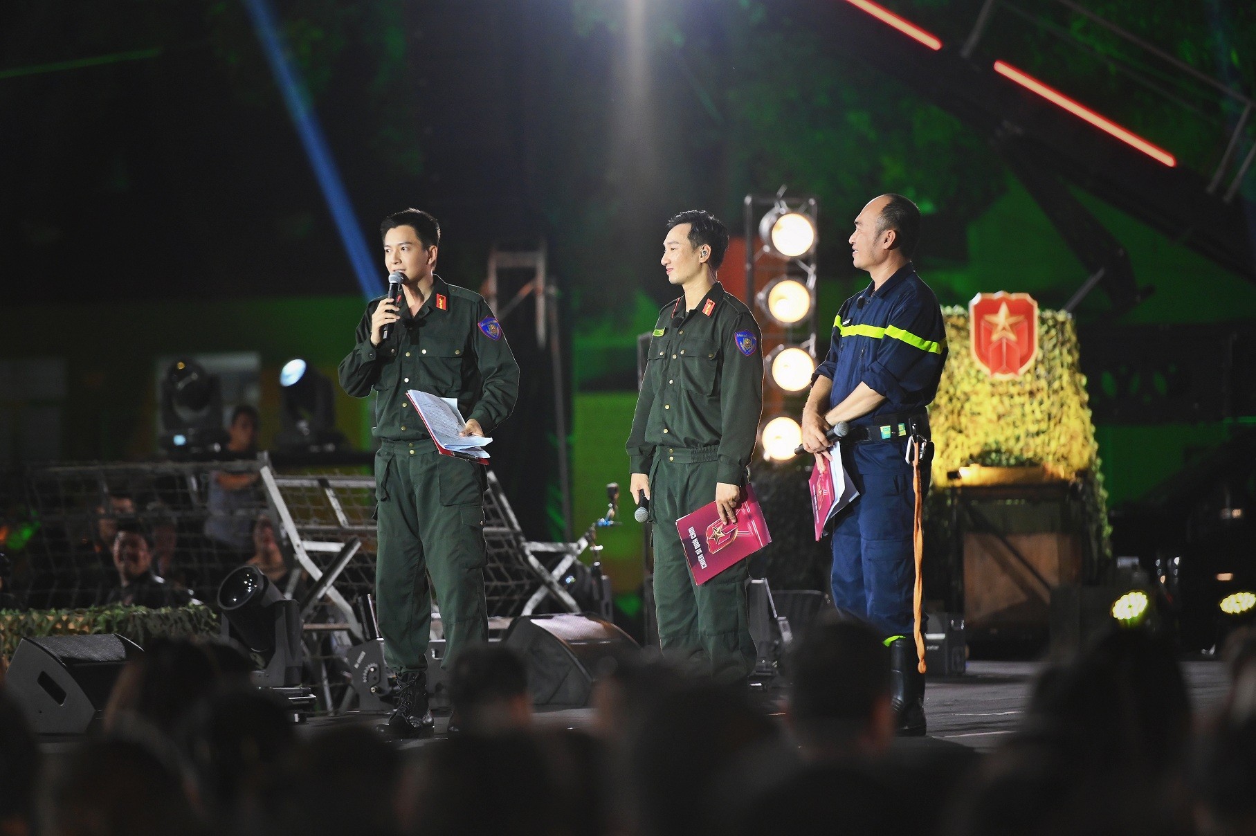 Nghệ sĩ Tiến Luật kể kỷ niệm khó quên ở 'Chiến sĩ quả cảm'