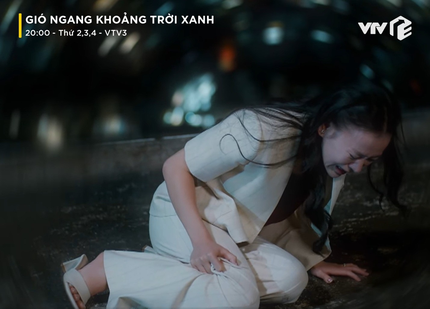 Phân cảnh Phương Oanh dạy dỗ tiểu tam trong 'Gió ngang khoảng trời xanh' nhận 'cơn mưa' lời khen