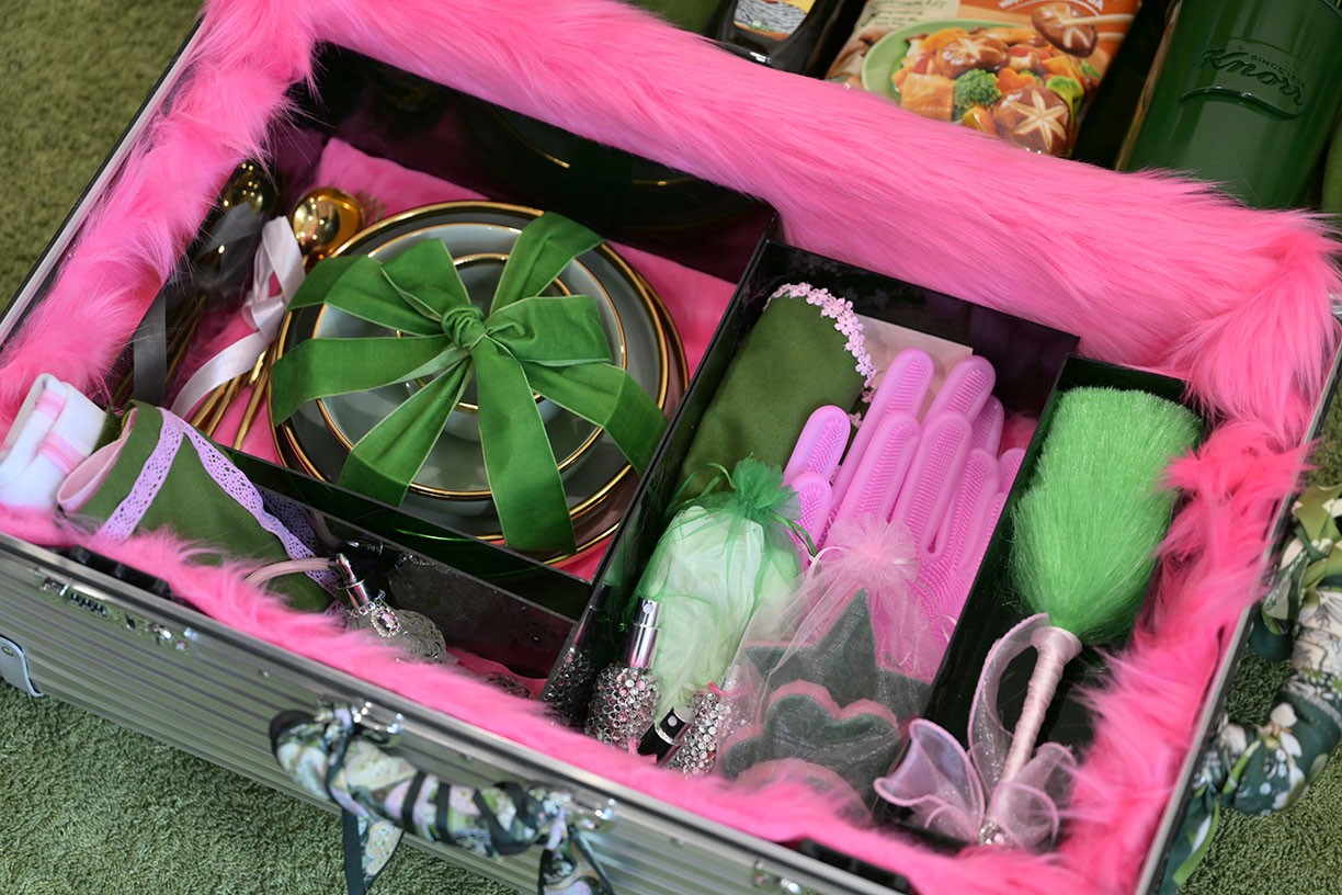 Hoa hậu Lương Thùy Linh gây bất ngờ với series 'Xinh-Đờ-Rê-Linh'