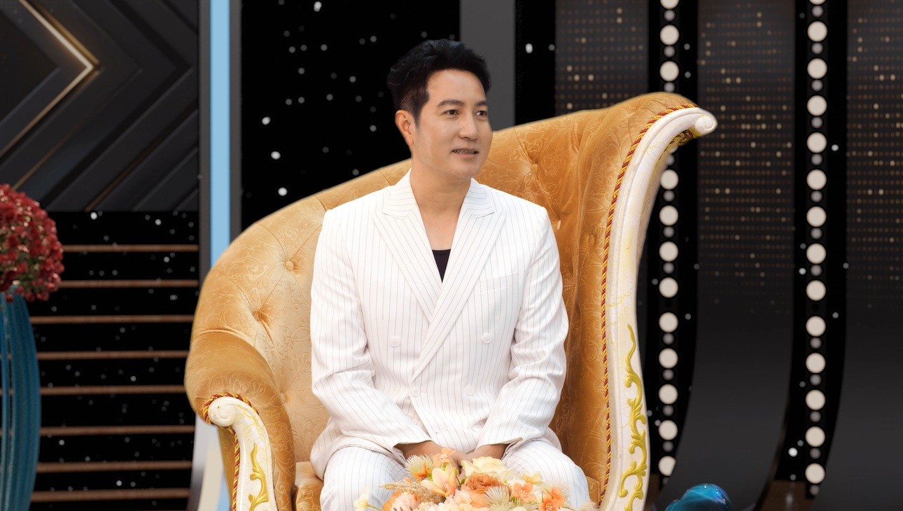 'Kỷ niệm thanh xuân': Cha Nguyễn Phi Hùng khóc khi nghe con trai hát 'Điểm tựa đời con'