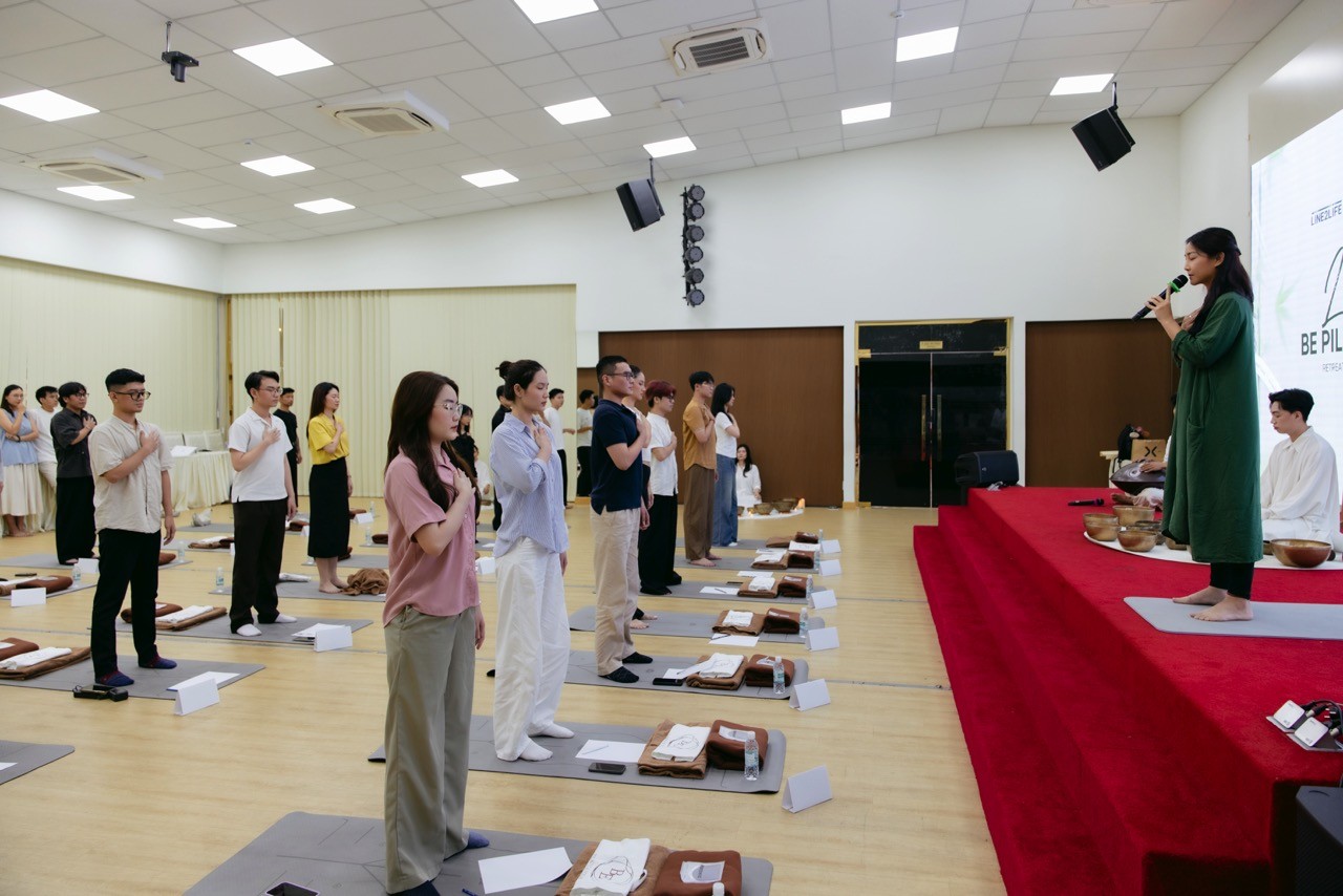 Hoa hậu Ngọc Châu thẳng thắn góp ý về dự án cộng đồng của Phương Linh trước giờ G