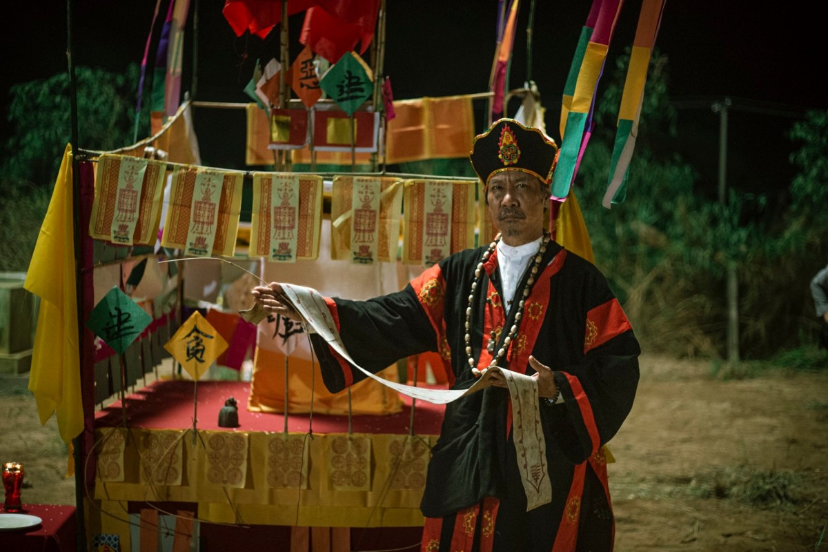 (Review) 'Cải mả': Thêm một thảm họa kinh dị 'đầu voi đuôi chuột'