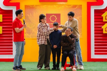 Diễn viên Diệu Nhi khóc cười cùng 'Mái ấm gia đình Việt' tại Hà Nội