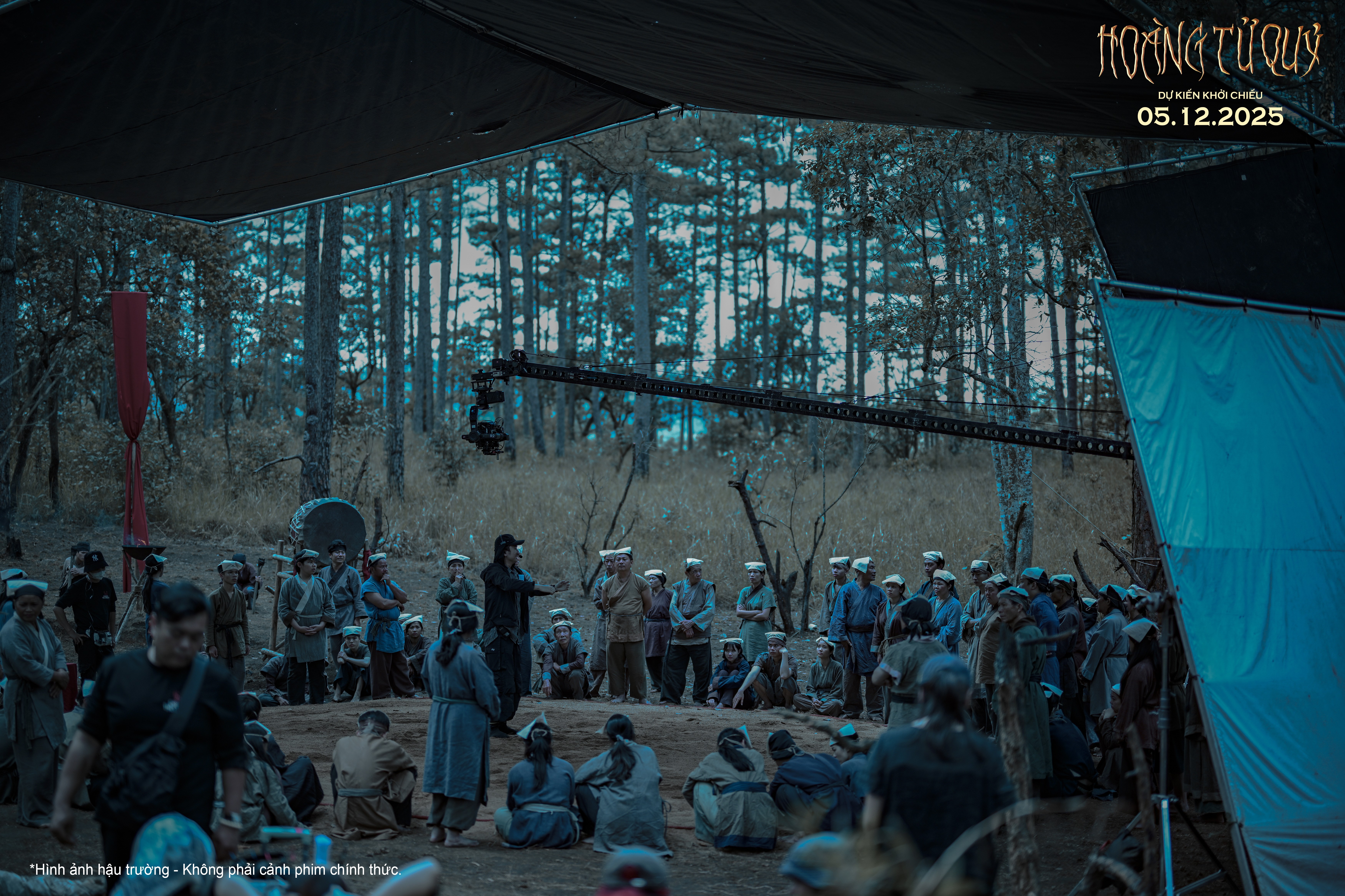 Hậu trường đại cảnh 'Hoàng tử quỷ': Lương Thế Thành khoe hình thể vạm vỡ, đấu vật trước hàng trăm diễn viên quần chúng