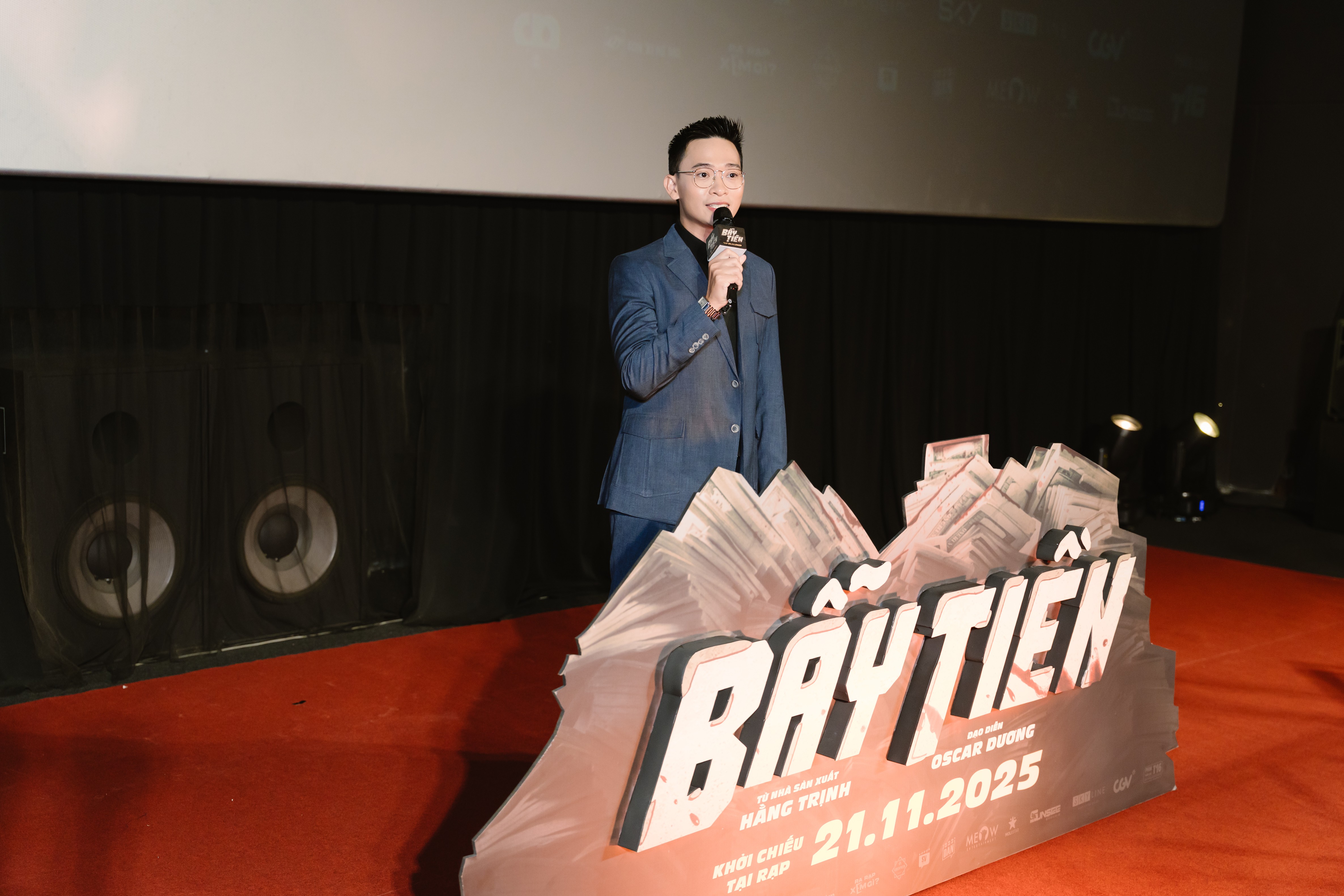 'Bẫy tiền': Liên Bỉnh Phát và Tam Triều Dâng lên tiếng về các tin đồn 'phim giả tình thật'