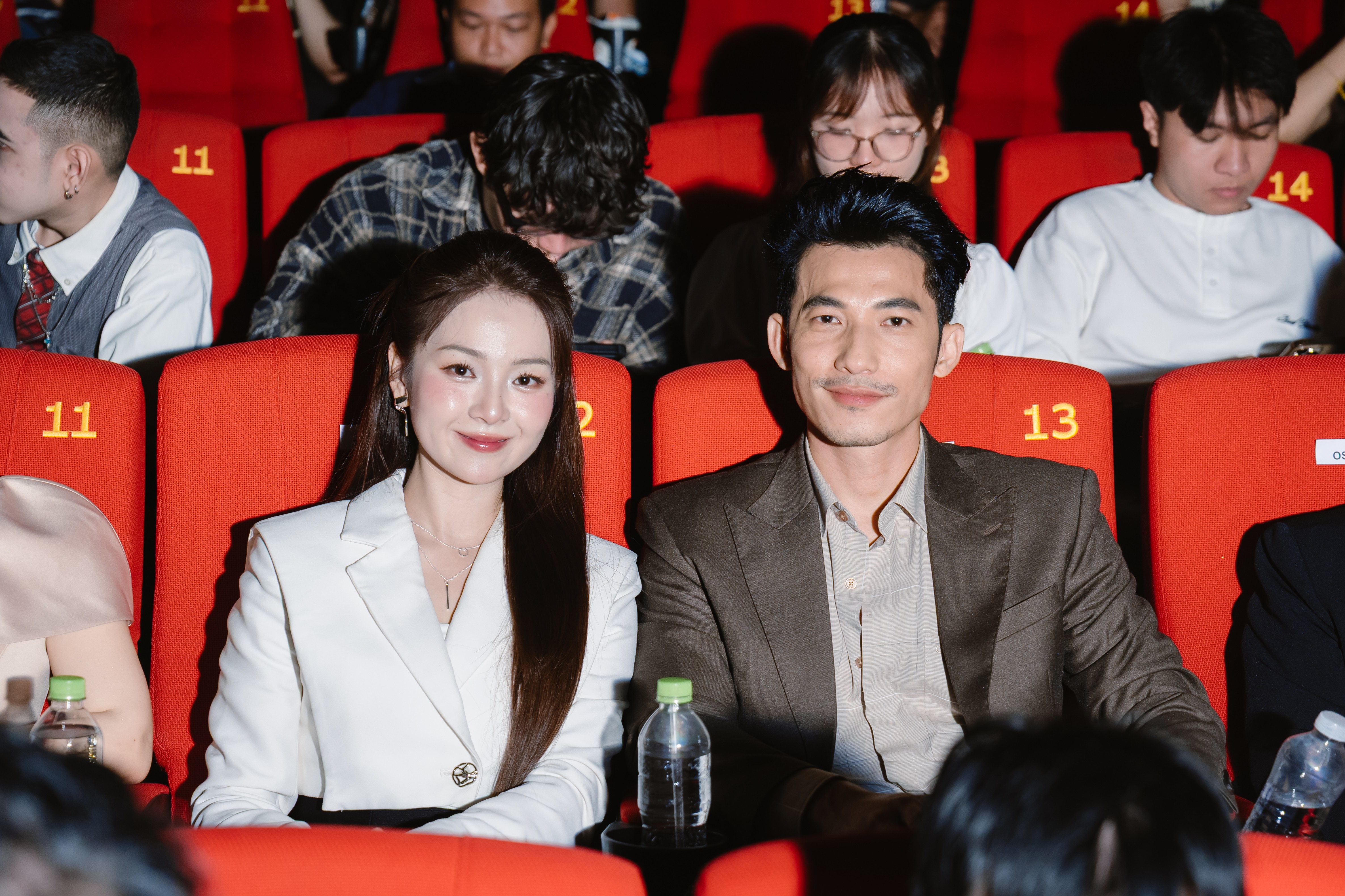 'Bẫy tiền': Liên Bỉnh Phát và Tam Triều Dâng lên tiếng về các tin đồn 'phim giả tình thật'