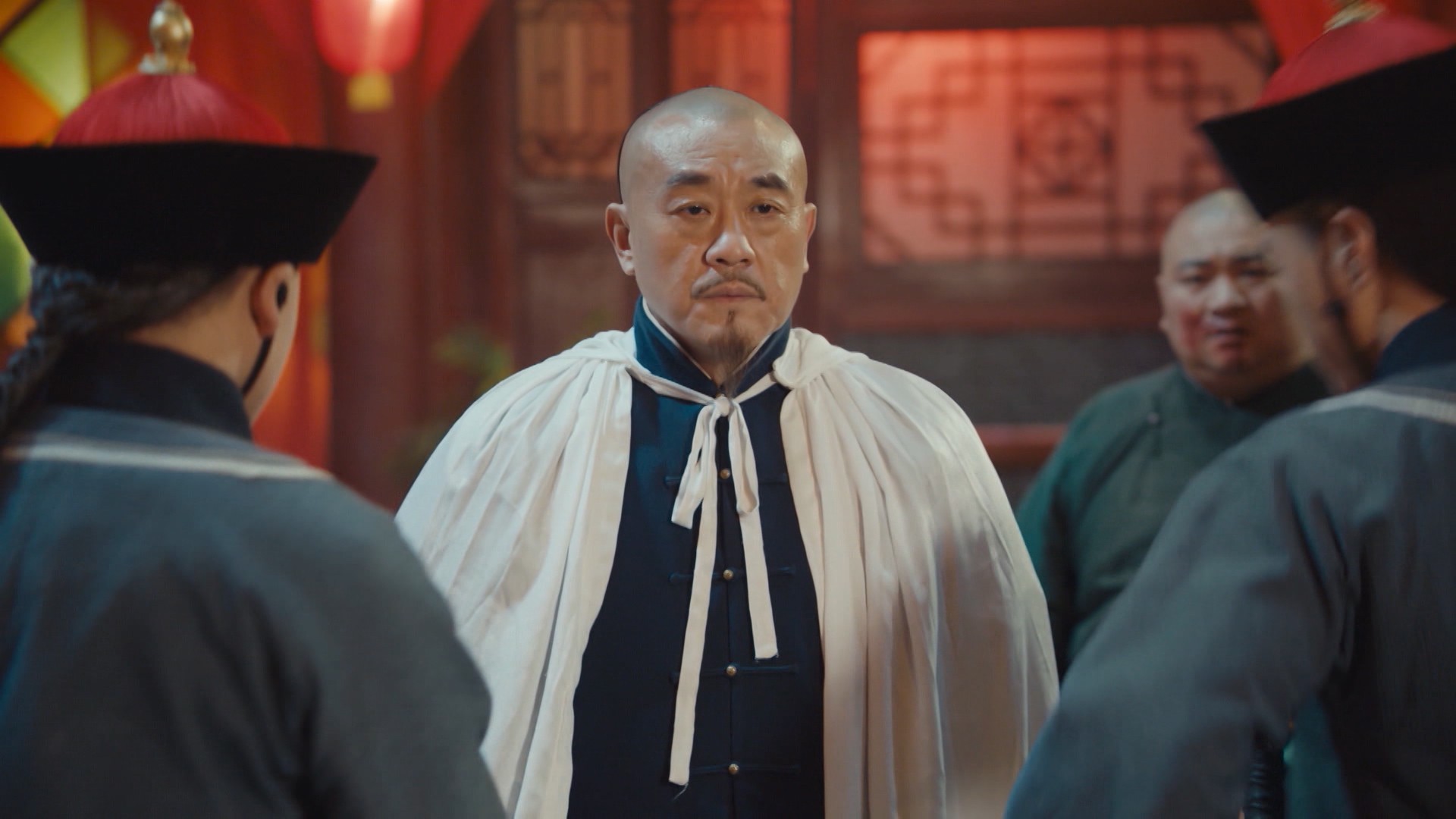 'Lưu Công kỳ án': Vương Vũ Tranh chinh phục khán giả bằng nét diễn trung trực, duyên dáng