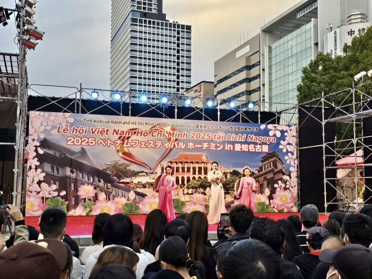 'Ngọc nữ bolero' Tố My trở lại sau biến cố sức khỏe, tỏa sáng trên sân khấu Nhật Bản