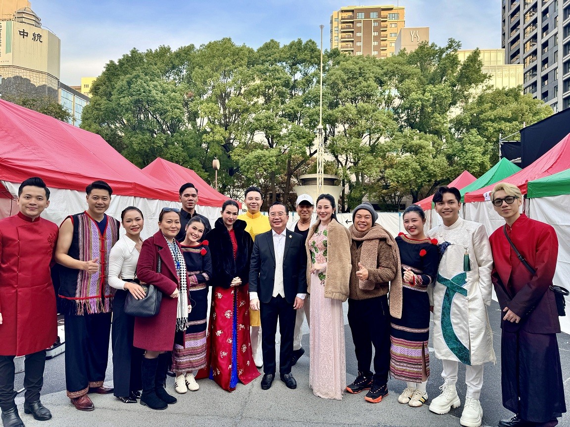 'Ngọc nữ bolero' Tố My trở lại sau biến cố sức khỏe, tỏa sáng trên sân khấu Nhật Bản