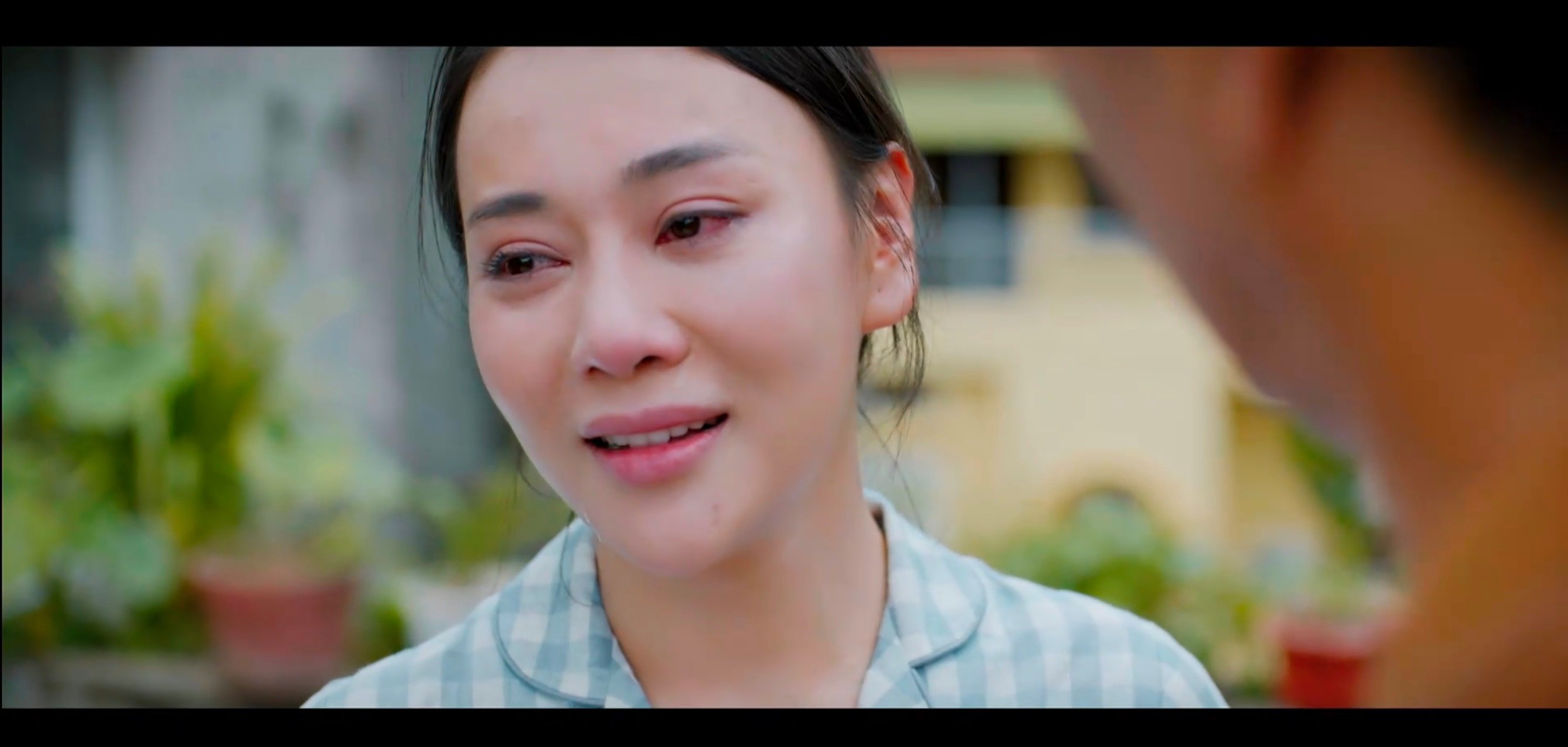 Lời an ủi của bố Thành khiến Phương Oanh khóc nức nở trên màn ảnh