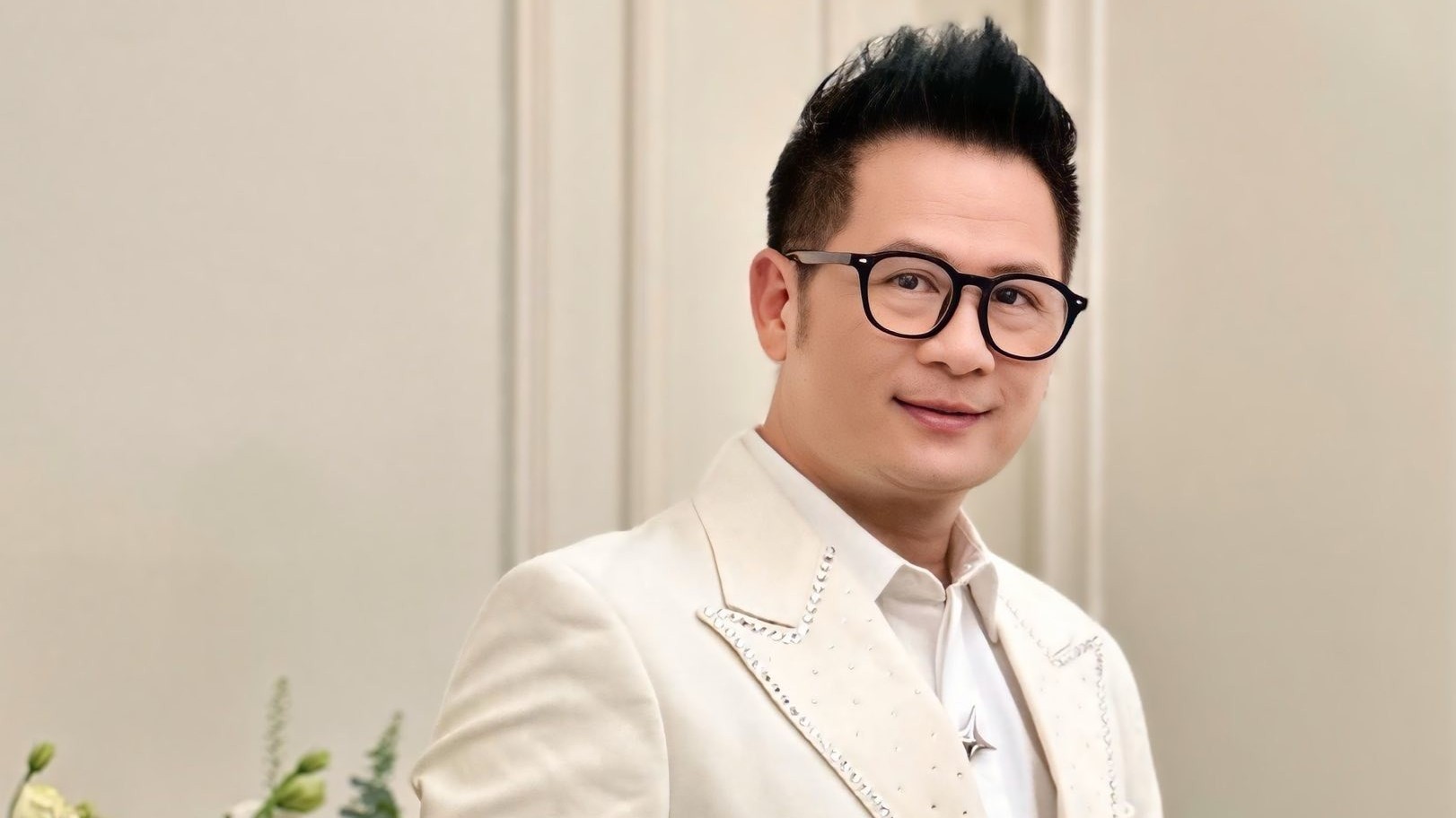 Bằng Kiều gây bão dư luận khi phát ngôn 'chấp một mắt' về chuyên môn với G-Dragon