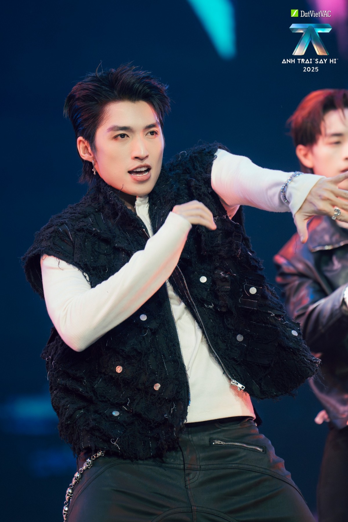 Cody Nam Võ chiếm spotlight tại 'Anh Trai Say Hi', khán giả khen 'như cỗ máy nhảy'