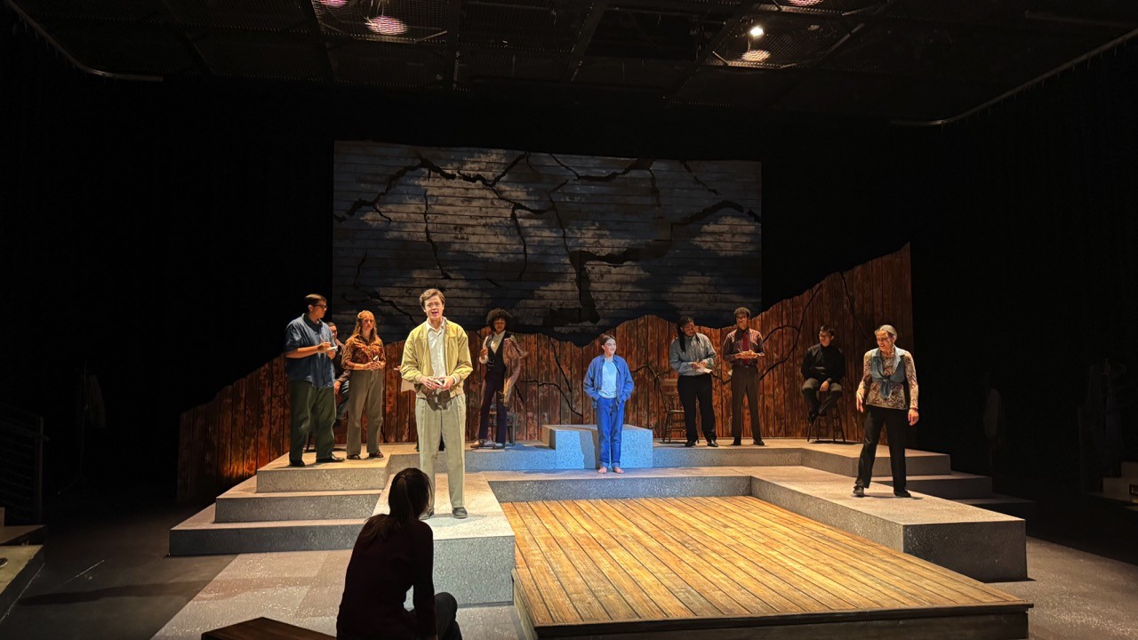 Ngọc Nga hạnh phúc cùng ông xã sang thăm hai con học nghệ thuật ở Michigan