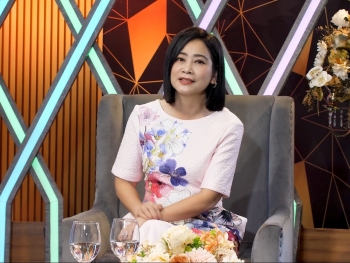 NSƯT Tuyết Thu từng bị mẹ cấm theo cải lương vì sợ con gái khổ