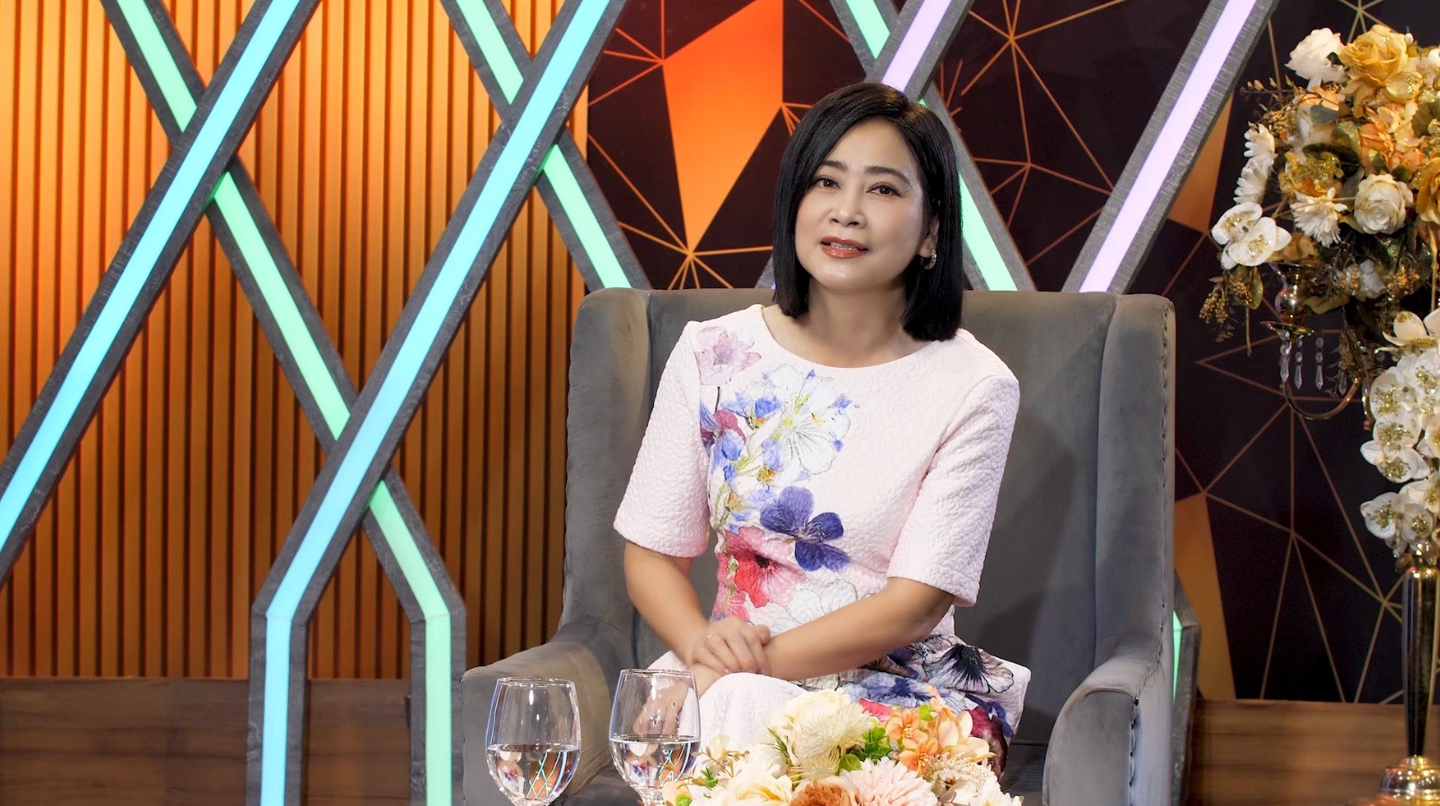 NSƯT Tuyết Thu từng bị mẹ cấm theo cải lương vì sợ con gái khổ