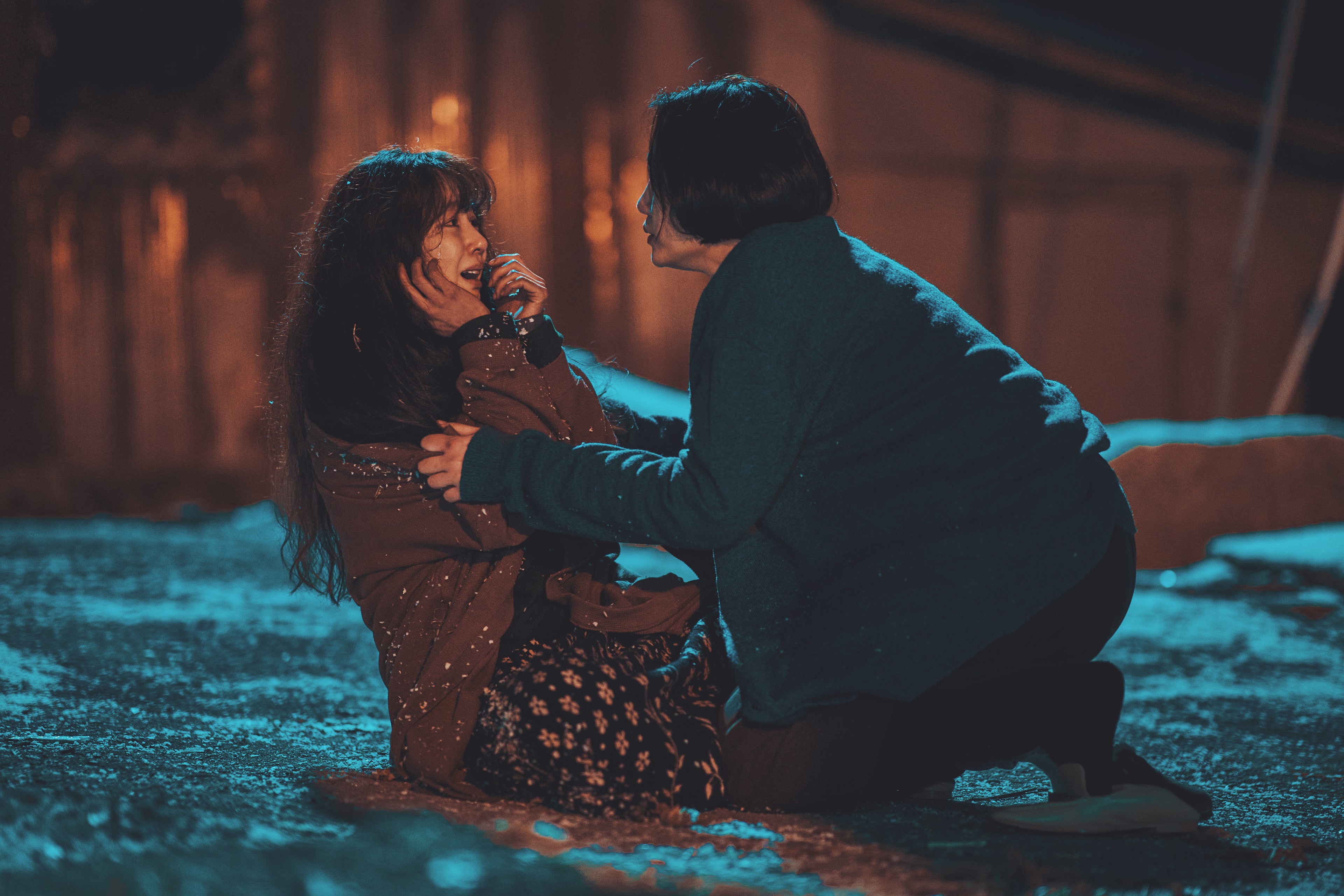 Siêu phẩm tâm lý, giật gân Hàn Quốc 'Không Bông Tuyết nào trong sạch' nhận cơn mưa lời khen từ quốc tế