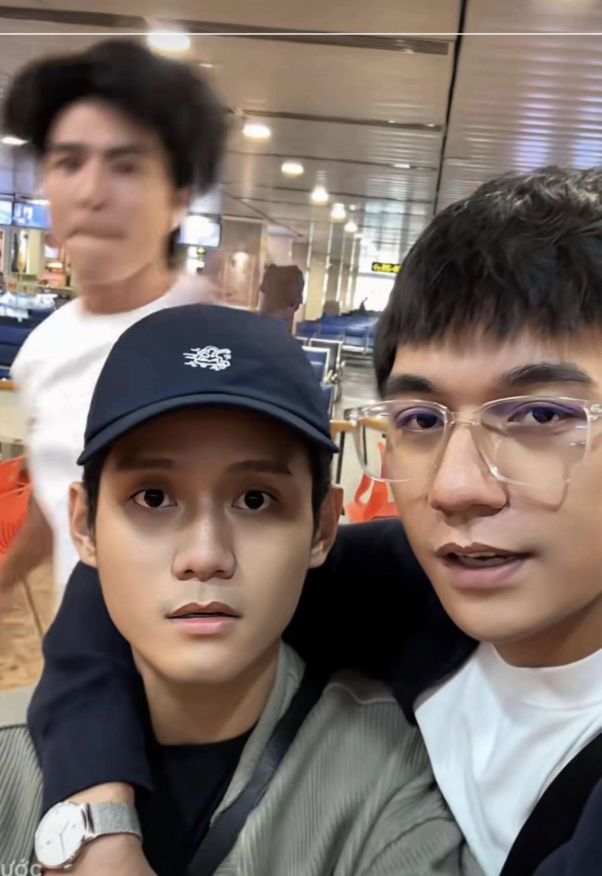 Đình Khang vụt sáng sau 'Mưa đỏ', nỗ lực thoát khỏi hình tượng hài hước