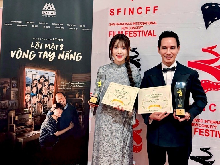 'Lật mặt 8' chiến thắng tại Mỹ, mang về cho Lý Hải cú đúp giải thưởng quốc tế