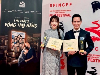 'Lật mặt 8' chiến thắng tại Mỹ, mang về cho Lý Hải cú đúp giải thưởng quốc tế