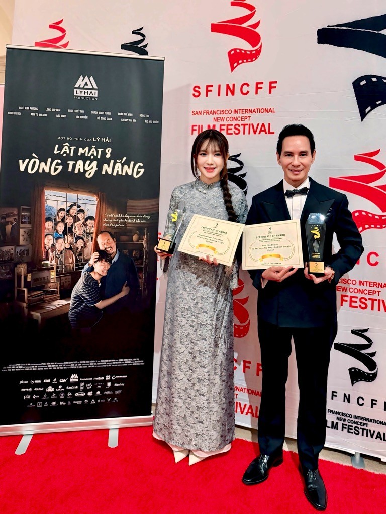 'Lật mặt 8' chiến thắng tại Mỹ, mang về cho Lý Hải cú đúp giải thưởng quốc tế