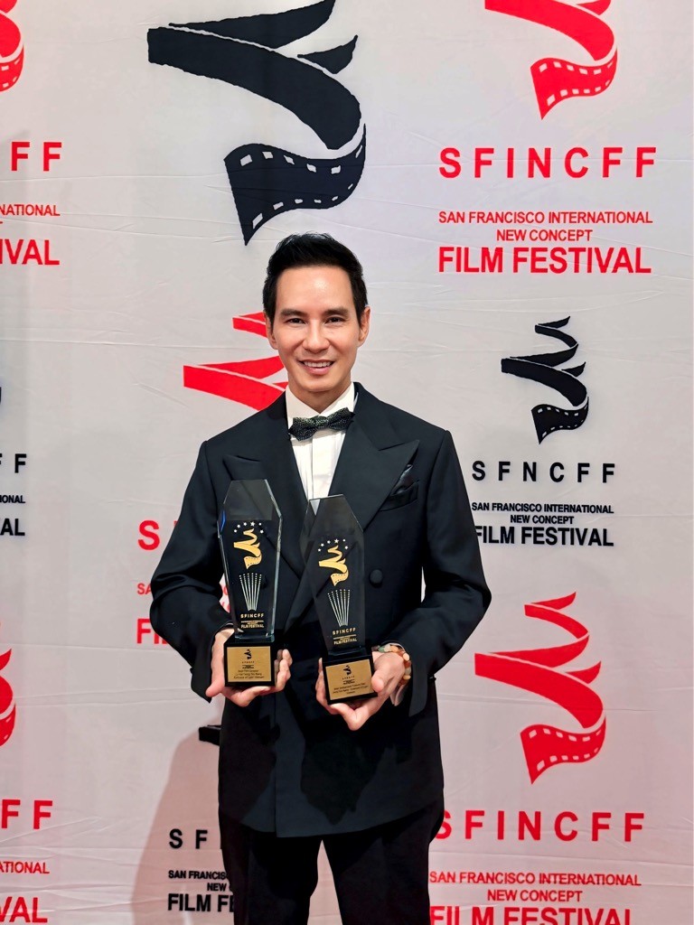 'Lật mặt 8' chiến thắng tại Mỹ, mang về cho Lý Hải cú đúp giải thưởng quốc tế