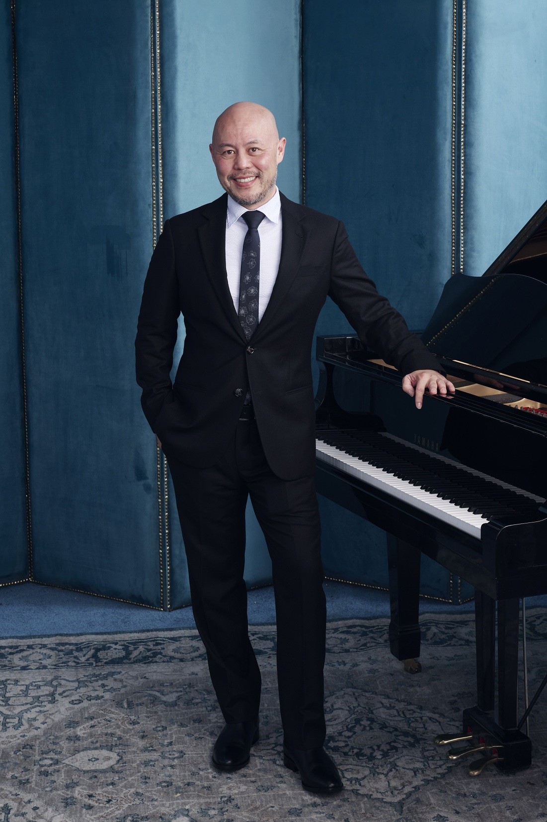 Đương kim 'Hoa hậu hoàn vũ quốc tế' Ketut Permata Juliastrid lần đầu làm host tại đêm Jury Session 'Miss Cosmo 2025'