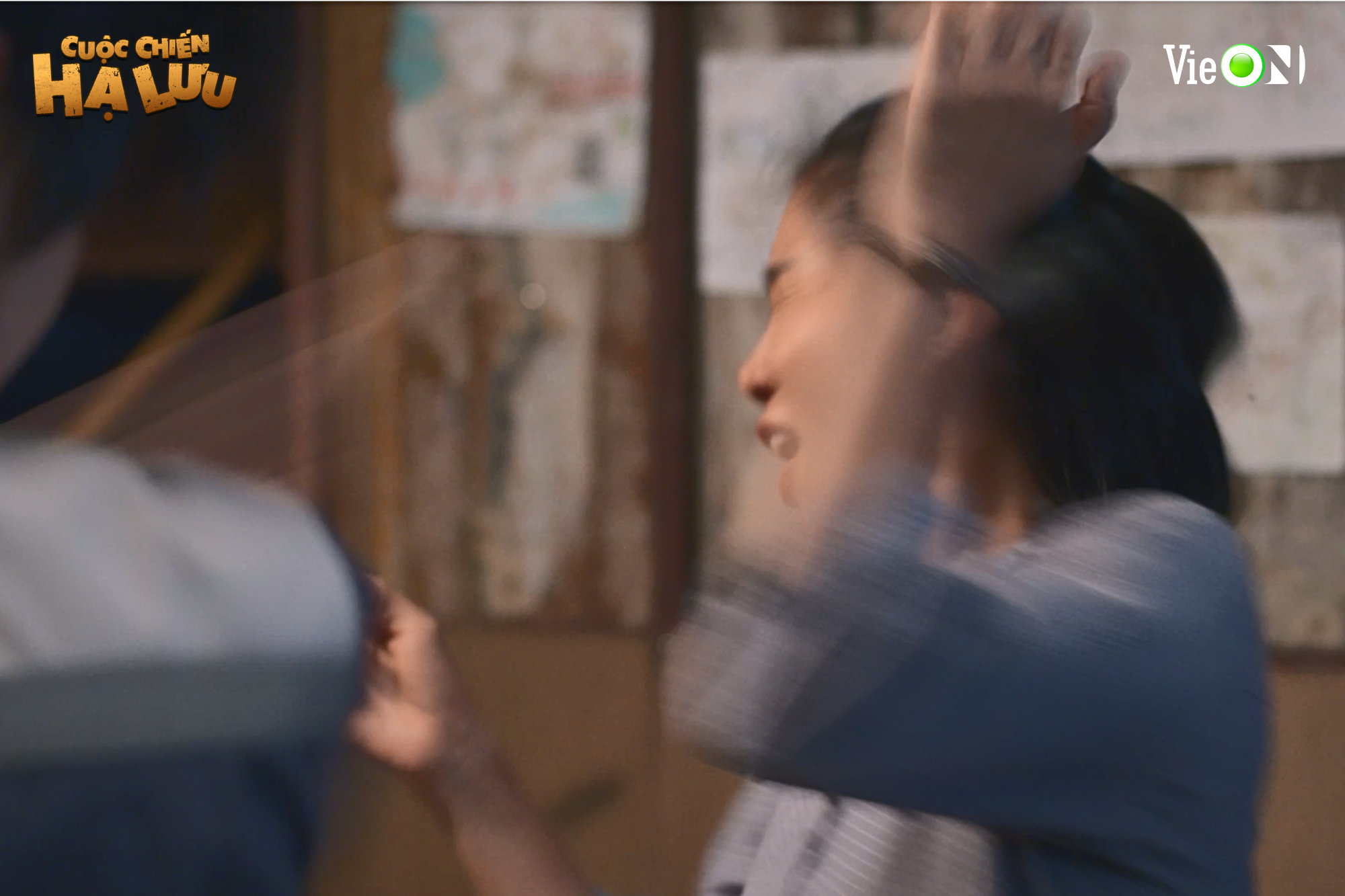 'Cuộc chiến hạ lưu' đạt 100 triệu view, diễn xuất của Thái Hòa nhận cơn bão lời khen