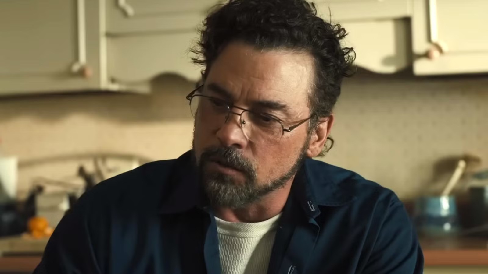 'Năm đêm kinh hoàng 2': Bộ đôi 'Scream' tái hợp sau 30 năm, mang theo bí mật rợn người về phản diện chính