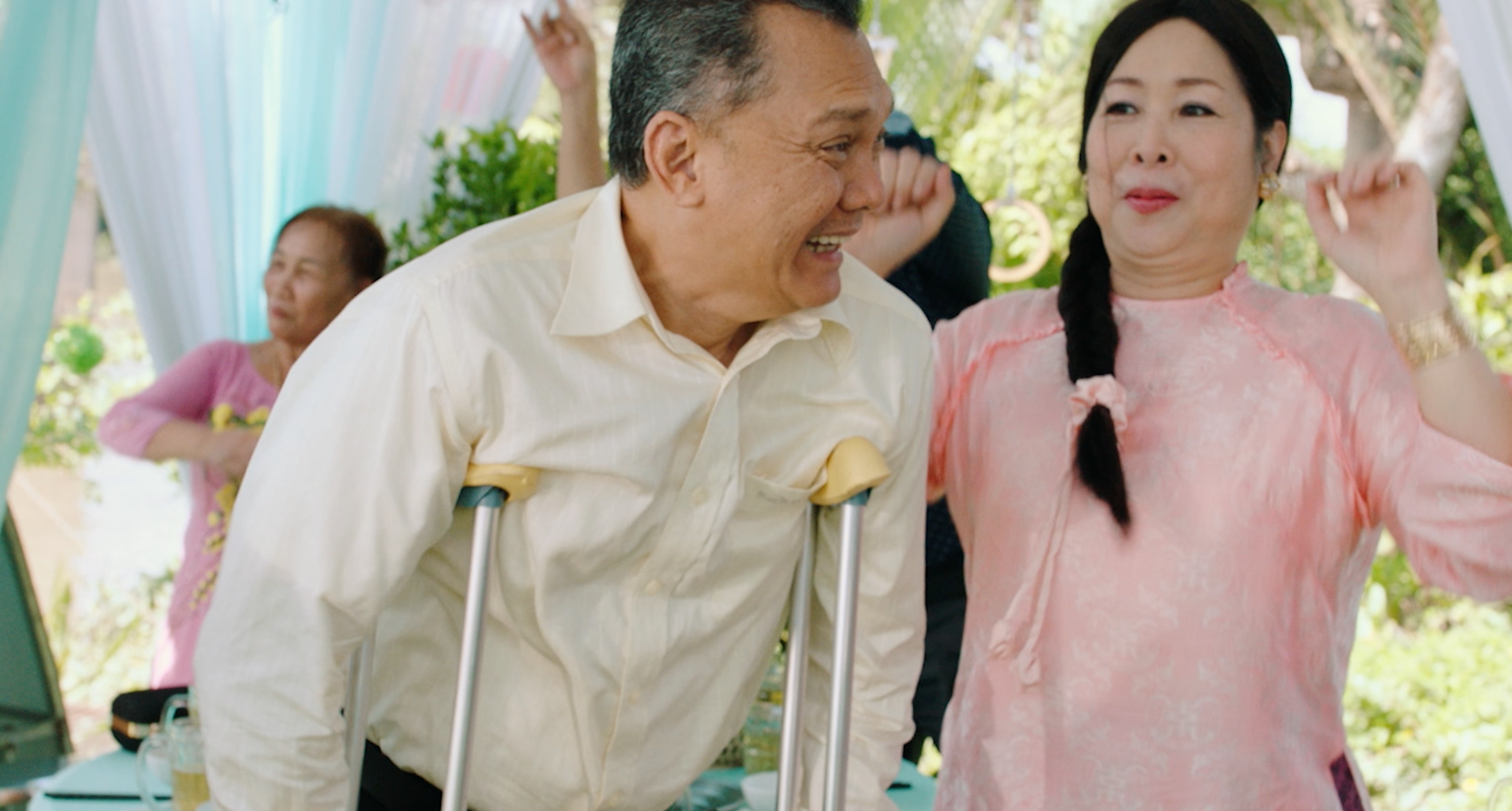 MV 'Sợi chỉ hồng' - Nét chấm phá cực duyên dáng của phim điện ảnh 'Cưới vợ cho cha'