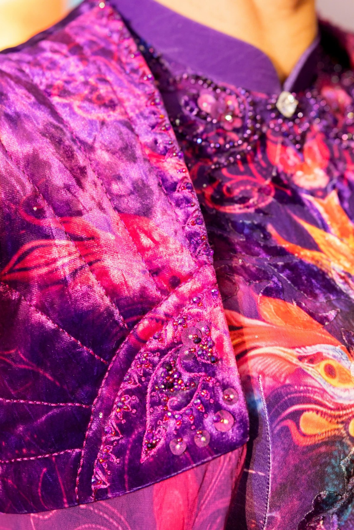 Quảng bá áo dài Việt vươn mình ra thế giới - lời tri ân của đạo diễn Đỗ Bảo Ngọc gửi về quê nhà Quảng bá áo dài Việt vươn mình ra thế giới - lời tri ân của đạo diễn Đỗ Bảo Ngọc gửi về quê nhà