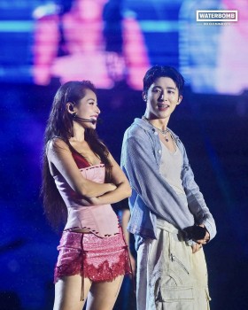 Chi Pu 'bùng nổ' visual nóng bỏng bên cạnh nam thần B.I